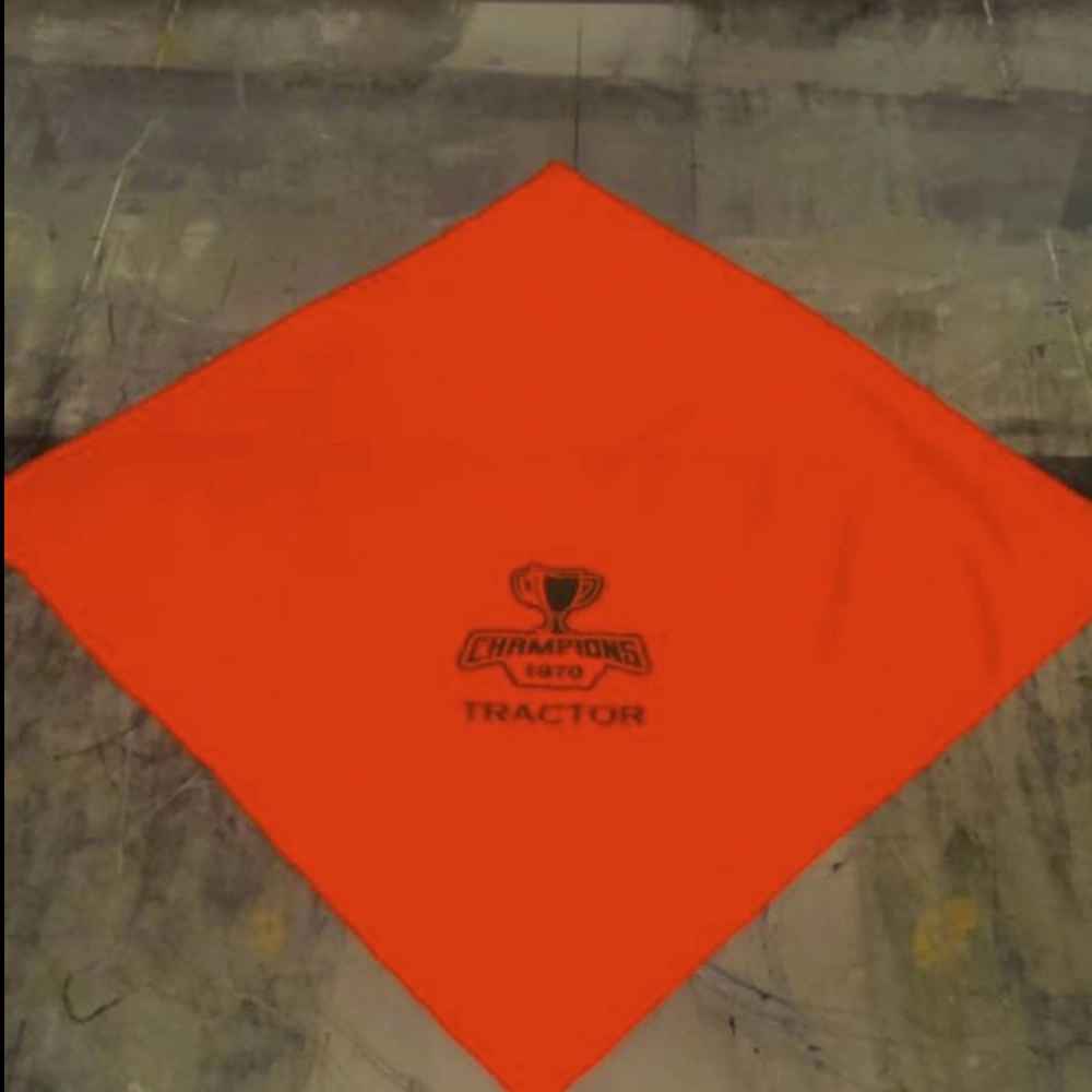 چاپ اختصاصی روی دستمال سر و گردن (اسکارف) سایز 50×50 با طرح دلخواه